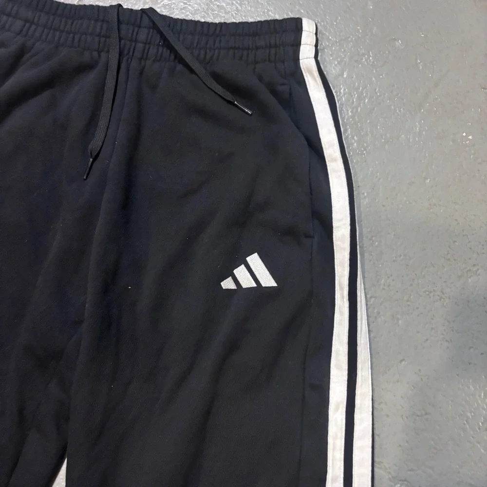 Adidas Track Pants Mens Medium Black  3-Stripe Fleece Joggers Sweatpants